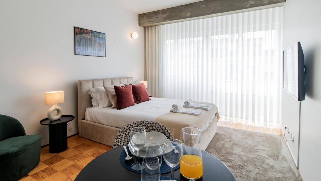 Ceuta Studio Apartments By Lovelystay Порто Екстериор снимка